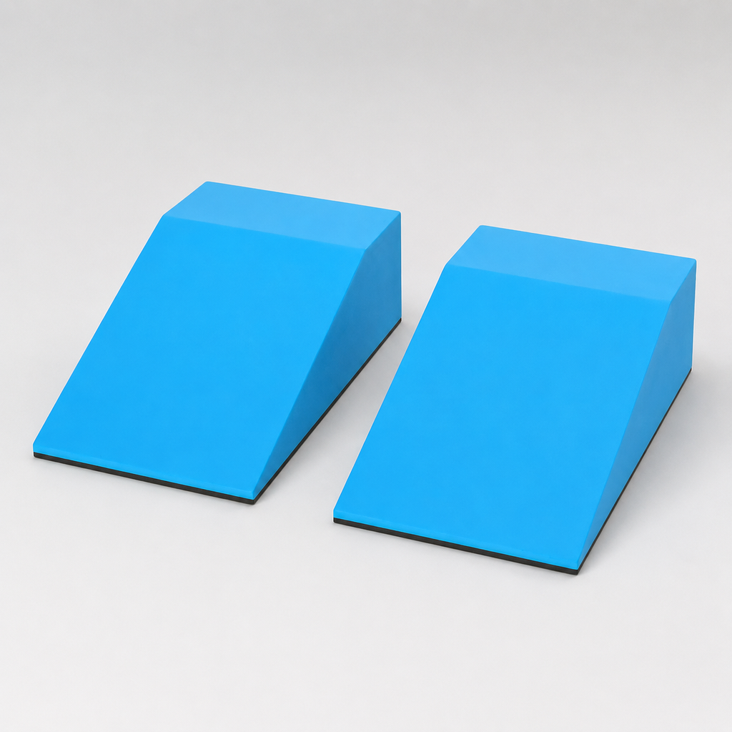 Pair of angled foam squat wedges